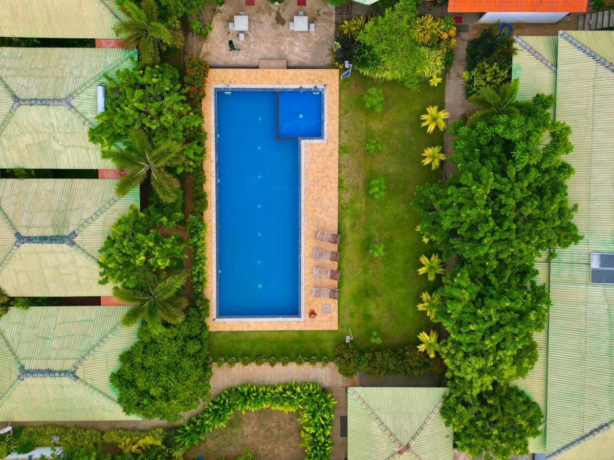 Atara Lagoon Kalpitiya Exterior photo